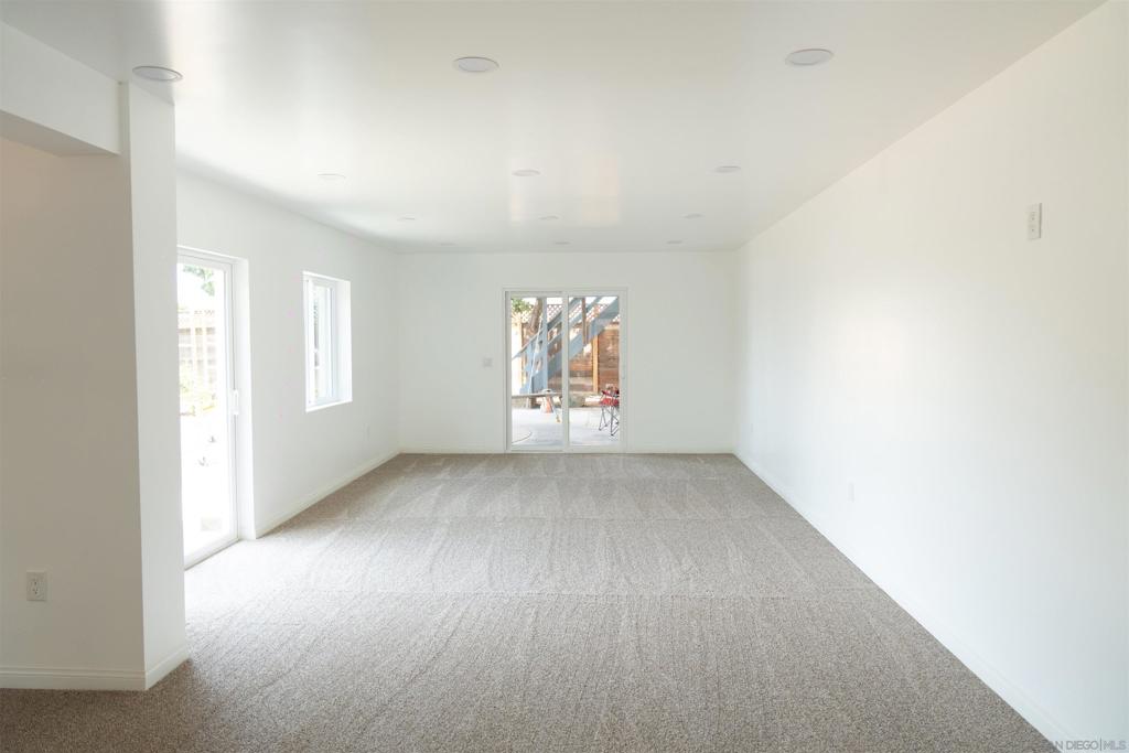 MLS #250035389SD image #5