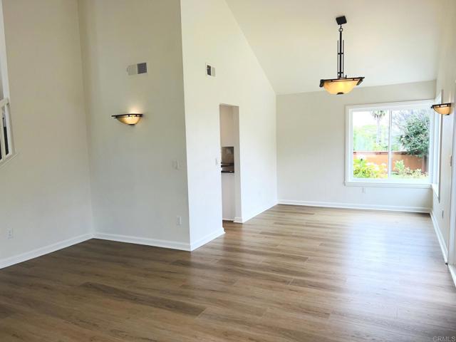 Detail Gallery Image 19 of 65 For 1420 Tres Hermanas Way, Encinitas,  CA 92024 - 4 Beds | 3 Baths