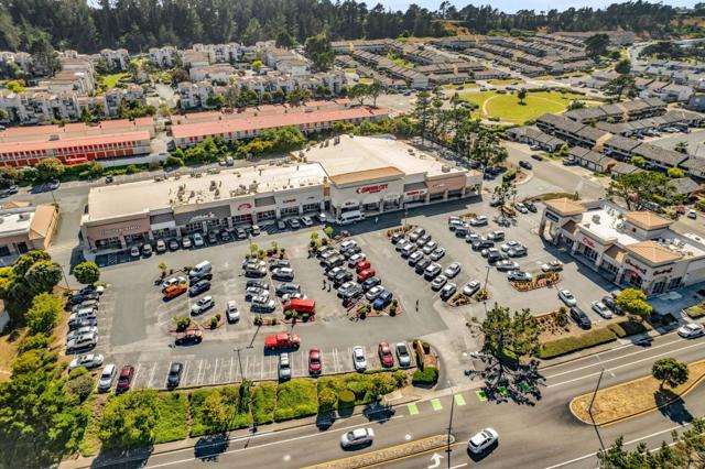 3550 Carter Drive, South San Francisco CA: https://media.crmls.org/mediaz/bfeb03a6-5d8e-4ab2-9f39-75eb57bf3832.jpg