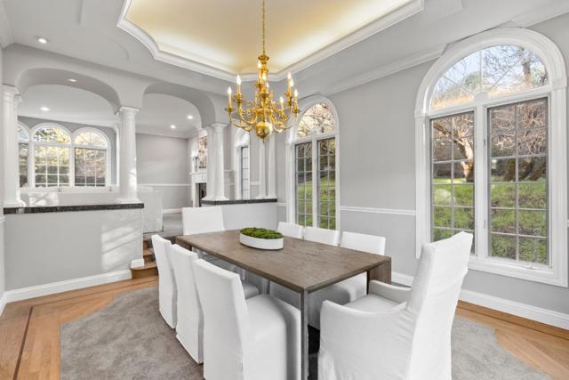 13206 Wright Way, Los Altos Hills CA: https://media.crmls.org/mediaz/bfeb411e-b718-4c65-9fd4-1767db9b5d7e.jpg