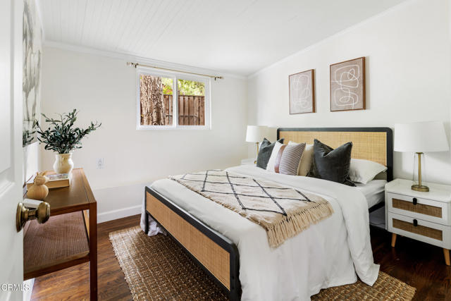 413 Sycamore Place, Sierra Madre CA: https://media.crmls.org/mediaz/bfeb739a-e275-434a-b98e-d412fd799af2.jpg