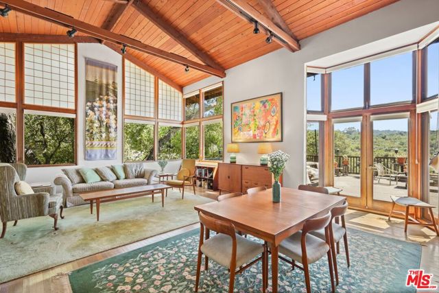 20730 Hillside Drive, Topanga CA: https://media.crmls.org/mediaz/bfeba0a0-d775-4a16-a97c-15ba853692f9.jpg