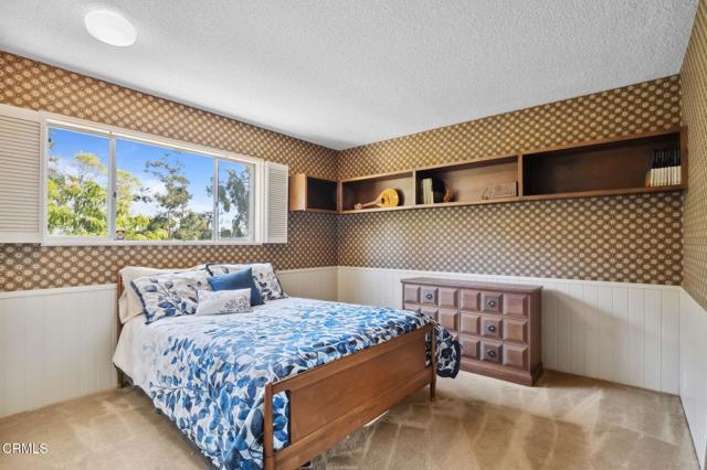 262 Crestwood Avenue, Ventura CA: https://media.crmls.org/mediaz/bfed1459-dd82-43ca-84c9-6ded8949ec5b.jpg