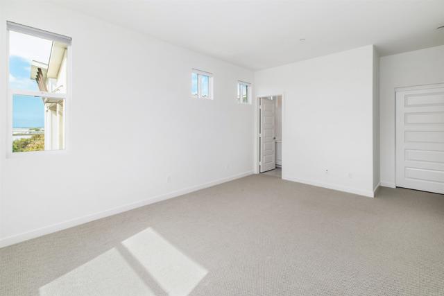 Detail Gallery Image 20 of 37 For 6140 Colt Pl #104,  Carlsbad,  CA 92009 - 3 Beds | 3/1 Baths