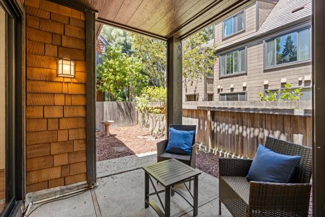 522 Thain Way, Palo Alto CA: https://media.crmls.org/mediaz/bfedb543-53bf-4c13-a8ad-45124b18fdb9.jpg