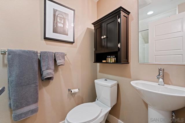 7839 Inception Way, San Diego CA: https://media.crmls.org/mediaz/bfeec0f2-0b20-41d4-a254-114d0498141e.jpg