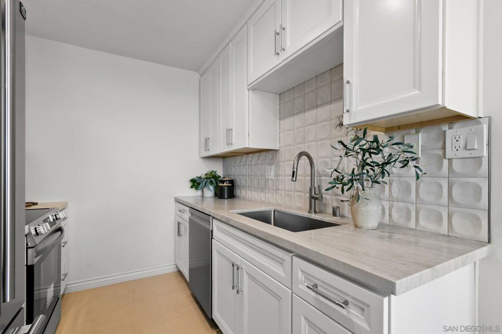 1907 Robinson Ave - photo 14