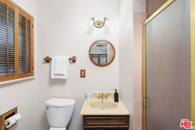 15241 Septo Street, Mission Hills (San Fernando) CA: https://media.crmls.org/mediaz/bfefb819-49d3-4686-94b5-5b1f318de2be.jpg