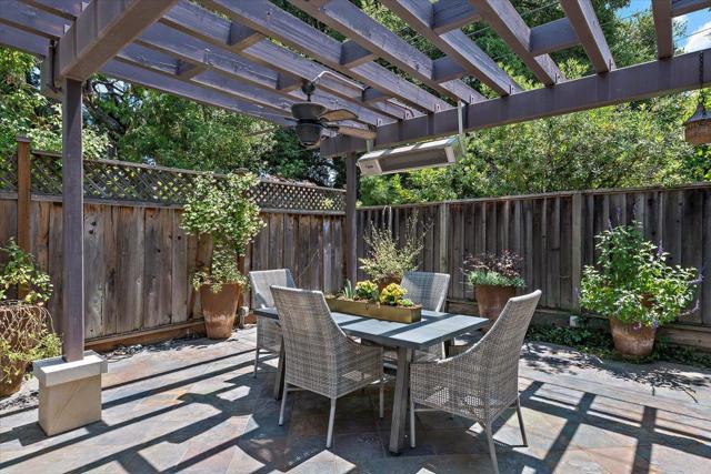 838 Cherrystone Drive, Los Gatos CA: https://media.crmls.org/mediaz/bfefd69e-21ec-4d39-a558-79436db2bd48.jpg