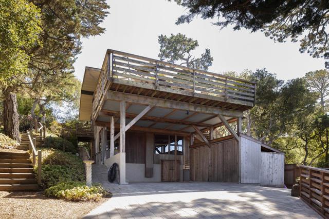 799 Parcel Street, Monterey CA: https://media.crmls.org/mediaz/bff0361b-9664-4651-ae52-e9faf21c1c3b.jpg