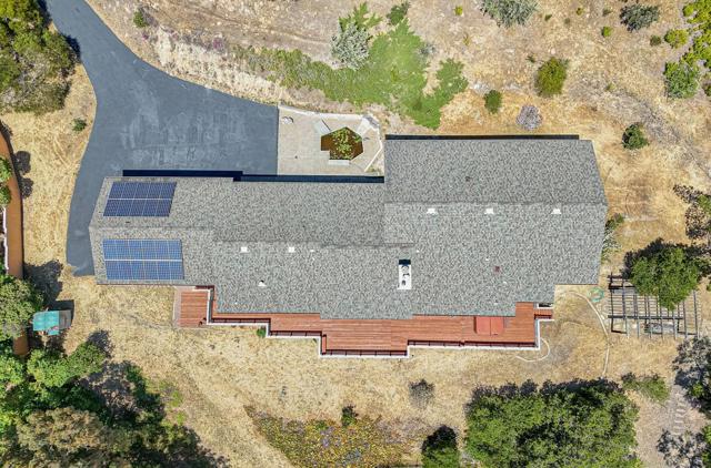 24935 Corte Poco, Salinas CA: https://media.crmls.org/mediaz/bff07396-f251-4440-bc45-ec9ab65d81a8.jpg