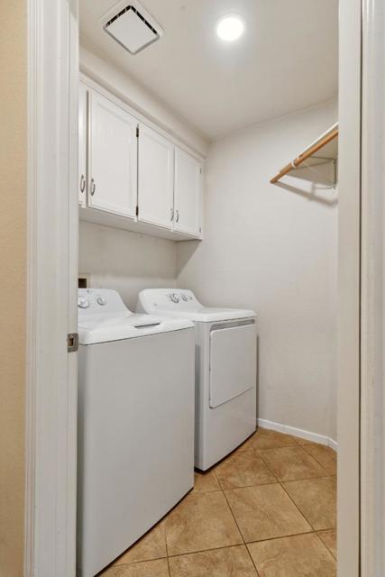 1418 Eligio Lane, Davis CA: https://media.crmls.org/mediaz/bff0a55d-029e-4f22-b132-086d85d1f06f.jpg