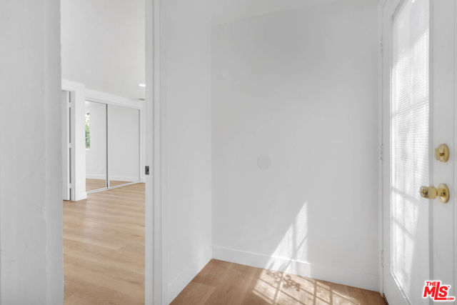 8055 Bangor Avenue, Hesperia CA: https://media.crmls.org/mediaz/bff0b969-d21c-46d3-8700-b0686096c2a3.jpg