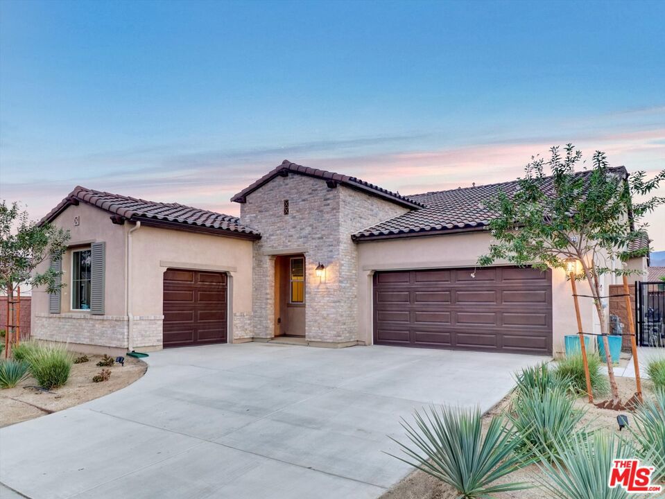 81921 Fiori Del Deserto Drive