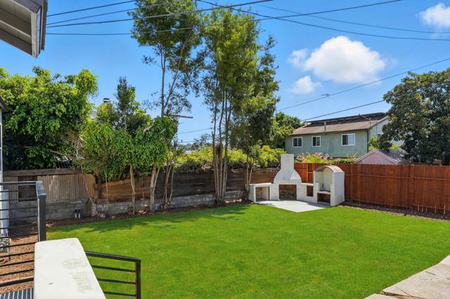 3777 Poe Street, San Diego CA: https://media.crmls.org/mediaz/bff521fa-b9d7-4366-8616-4708d97967c0.jpg