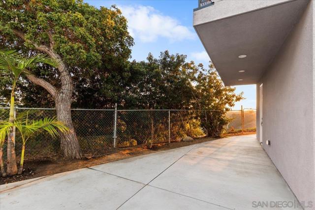 Image 19 of 72 For 4221 Mount Casas Ct