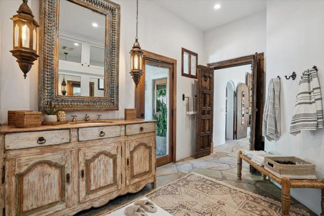 71607 Sahara Road, Rancho Mirage CA: https://media.crmls.org/mediaz/bff560ef-3463-49f2-a628-416e5b6a24b2.jpg