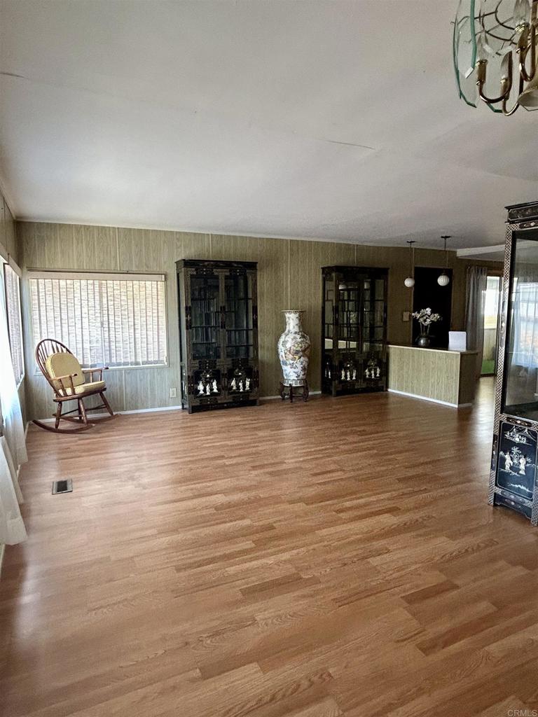2280 Valley Pkwy - photo 3
