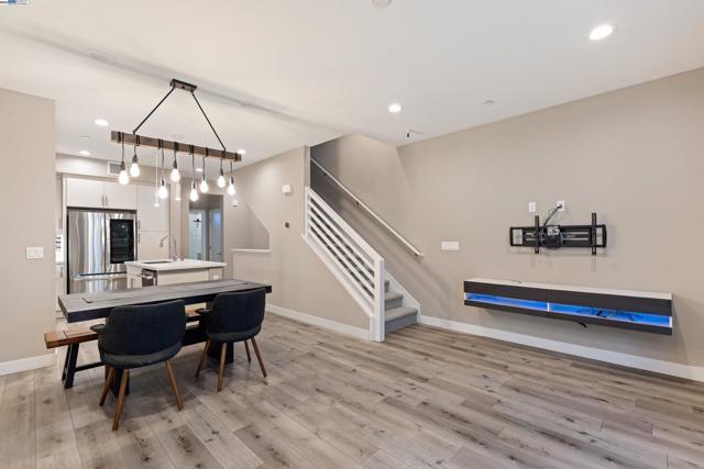 3957 Wattling Street, Oakland CA: https://media.crmls.org/mediaz/bff69068-c14d-4adb-ad28-fd1d40b1fe22.jpg