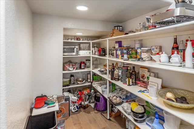 30111 Mountain View Drive, Hayward CA: https://media.crmls.org/mediaz/bff6982d-6570-4f7b-9d6b-84f75706f172.jpg