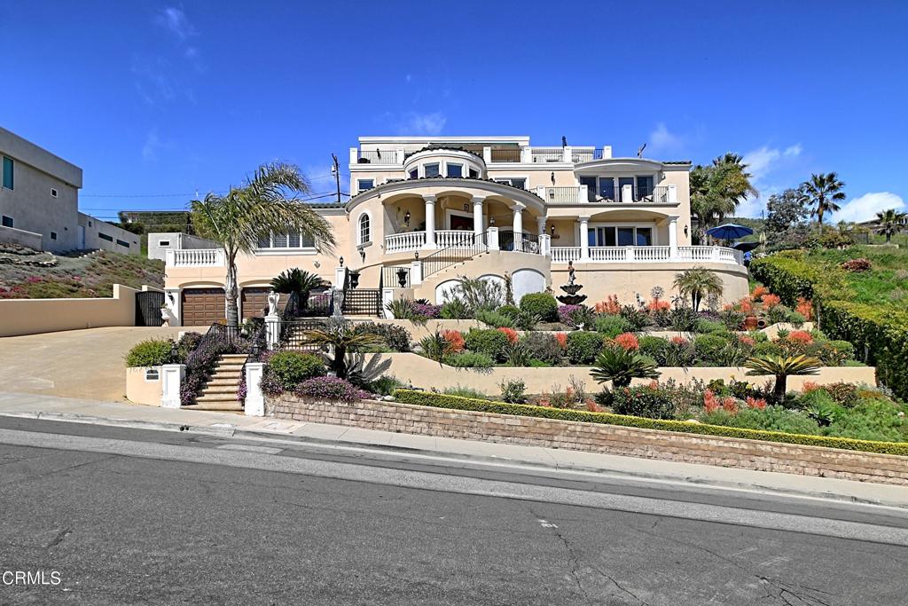 6153 Cobblestone Drive, Ventura, CA 93003