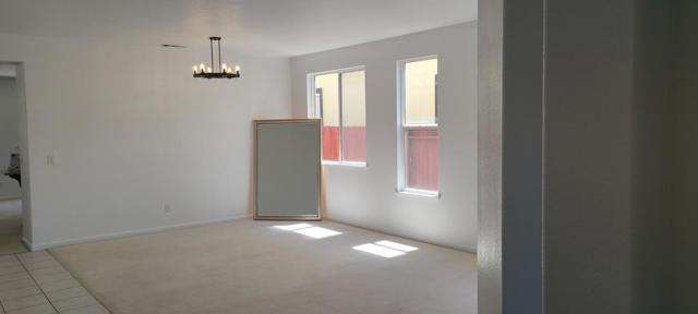 790 Everglades Lane, Tracy CA: https://media.crmls.org/mediaz/bff71f0b-8e4e-43a9-8a87-6fc9e308b397.jpg