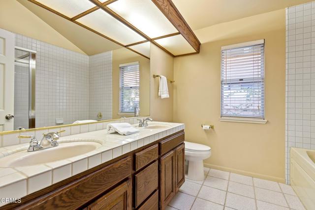 20-web-or-mls-20 - Primary Bathroom