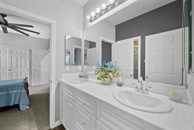 593 Paloma Court, Encinitas CA: https://media.crmls.org/mediaz/bff855c6-37ed-42af-9893-77c7ab9217cf.jpg