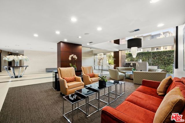 7250 Franklin Avenue, Los Angeles CA: https://media.crmls.org/mediaz/bff8e557-b635-440a-a628-b6070b9b4e32.jpg