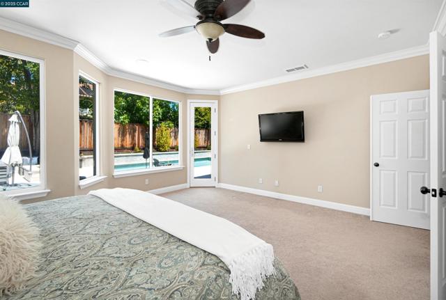 139 Shelterwood Ln, Danville CA: https://media.crmls.org/mediaz/bff96f8f-12d9-4fe1-9ca4-bcf8a8554654.jpg