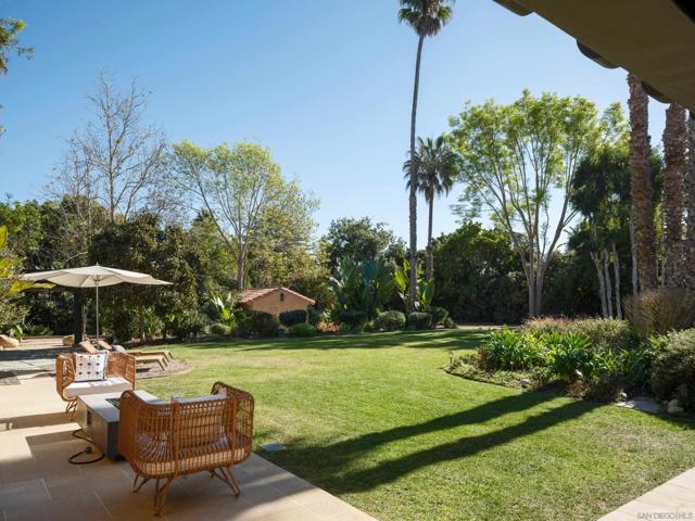 2665 Idle Hour Lane, La Jolla CA: https://media.crmls.org/mediaz/bffa5005-6ce2-44f1-a743-e749b1320d4f.jpg