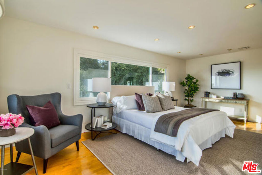 MLS #25621893 image #14