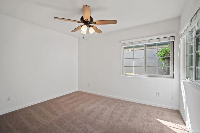 Detail Gallery Image 9 of 26 For 2429 Turnbridge Gln, Escondido,  CA 92027 - 2 Beds | 2 Baths