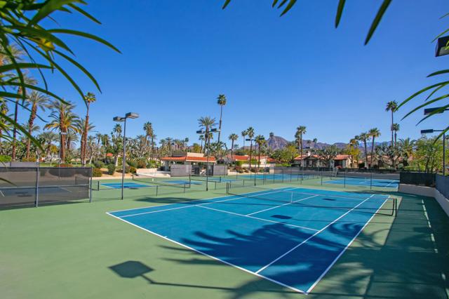 44020 Superior Court, Indian Wells CA: https://media.crmls.org/mediaz/bffd06fd-be3b-4a12-a29c-e8db8a2a12e8.jpg