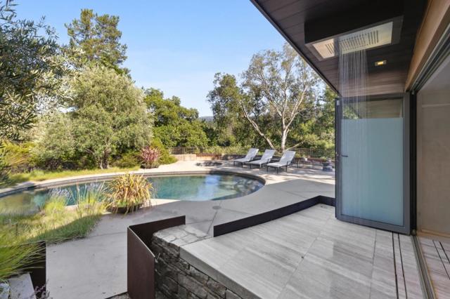 22 Grove Drive, Portola Valley CA: https://media.crmls.org/mediaz/bffdd94b-10fb-4f72-b94d-af56432814b5.jpg