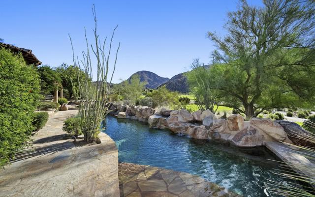 49518 Hidden Valley N Trail, Indian Wells CA: https://media.crmls.org/mediaz/bfff3ceb-890c-491f-ba74-b092e5a247e1.jpg