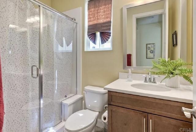 Detail Gallery Image 12 of 29 For 218 Newport Pier Way, Oceanside,  CA 92054 - 4 Beds | 4 Baths