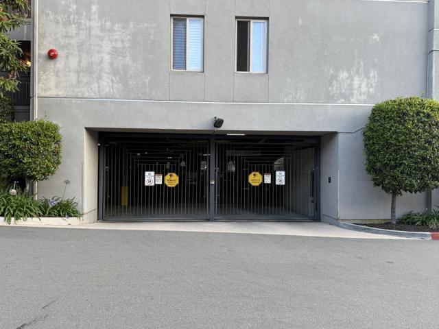 3887 Pell Place, San Diego CA: https://media.crmls.org/mediaz/bfff69a1-97be-46c3-9b23-f02a64f6aecb.jpg