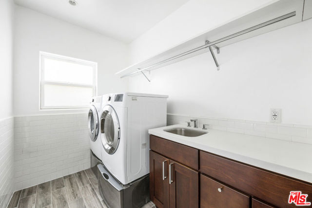 931 Micheltorena Street, Los Angeles CA: https://media.crmls.org/mediaz/c0001295-c8b8-4304-90ce-17a35d167476.jpg