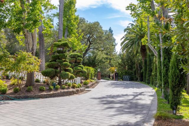 85 Fagan Drive, Hillsborough CA: https://media.crmls.org/mediaz/c0018283-4fdd-4bf7-9a42-0c8b1b763115.jpg