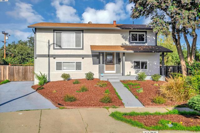 Image 2 of 48 For 4400 Inyo Ct