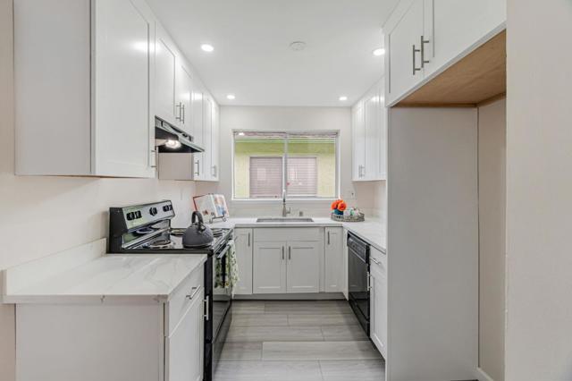 4416 Callan Boulevard, Daly City CA: https://media.crmls.org/mediaz/c0028153-3ce4-467f-83e9-64c95192cabd.jpg