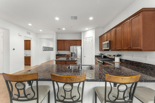 Image 7 of 48 For 42897 Cusino Court