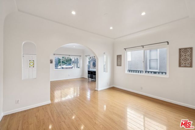 3933 & 3935 Woolwine Drive, Los Angeles CA: https://media.crmls.org/mediaz/c004b967-3c35-4909-93c7-9f6dcbecb128.jpg