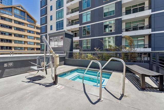 425 W Beech Street, San Diego CA: https://media.crmls.org/mediaz/c004c9c8-c642-4f1f-a2cd-fd062d898802.jpg