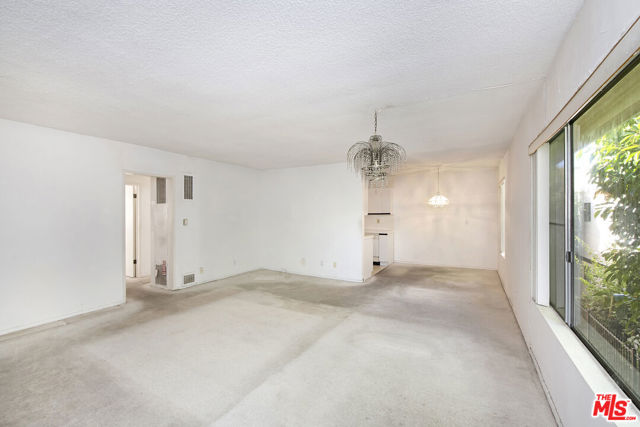 943 9th Street, 9 photo 2