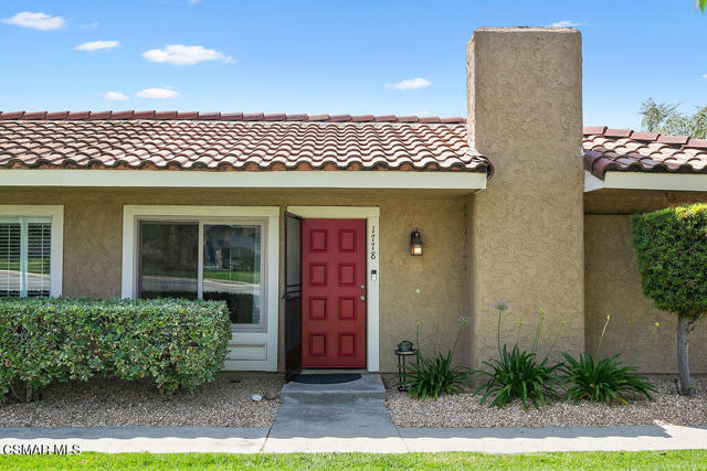 1778 E Avenida De Las Flores, Thousand Oaks CA: https://media.crmls.org/mediaz/c006b609-735c-4661-8317-d54ca4c8befa.jpg