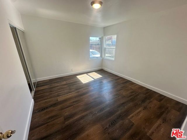 228 E 89th Street, Los Angeles CA: https://media.crmls.org/mediaz/c00ada02-6cb4-499c-9d5c-d8e307e3275e.jpg