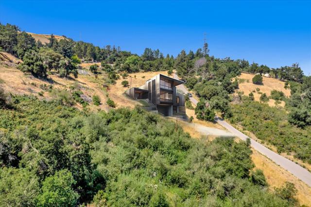 220 Heacox Road, Woodside CA: https://media.crmls.org/mediaz/c00b82ba-303b-4aa2-b9ce-c9b0da5d8b96.jpg