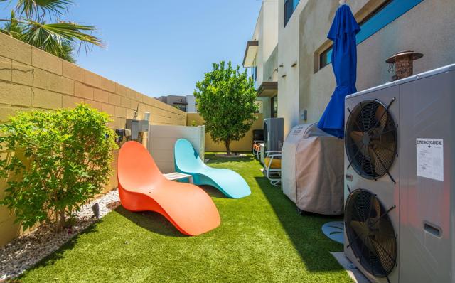 2732 Sunrise Sonata Lane, Palm Springs, CA 92262